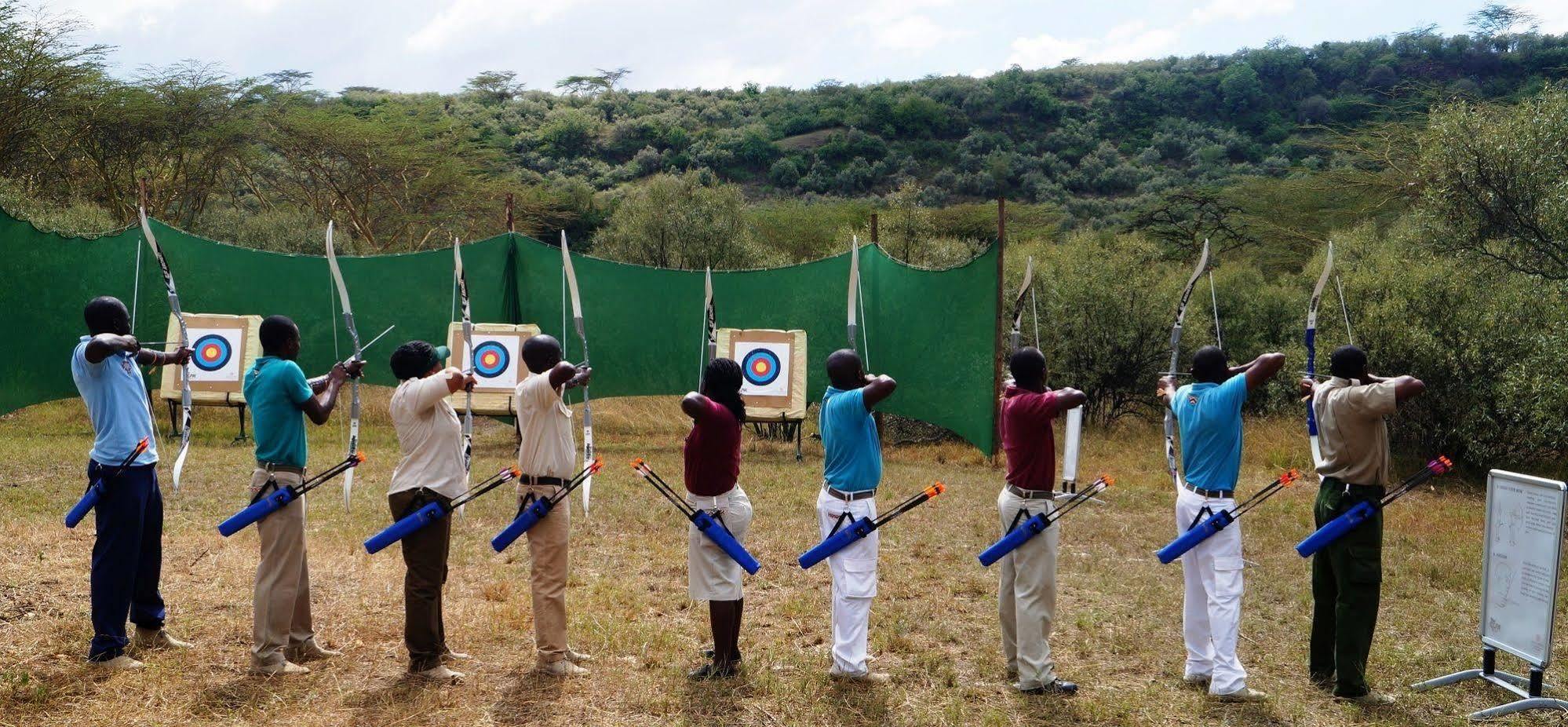 Sweetwaters Serena Camp ナニュキ エクステリア 写真